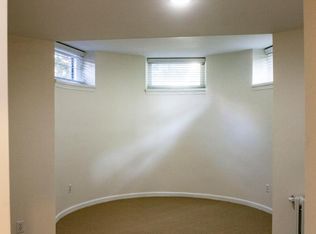 1633 16th St NW #B, Washington, DC 20009