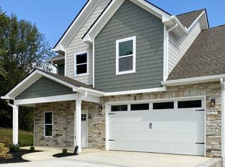 902 Gothic Manor Way, Knoxville, TN 37923