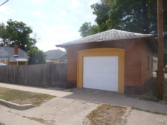 4th image of 602 Santa Fe Ave