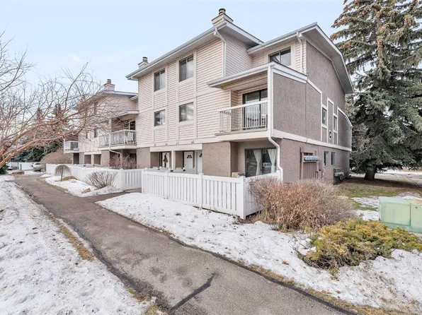 3015 E 51st St SW #47, Calgary, AB T3E 6N5