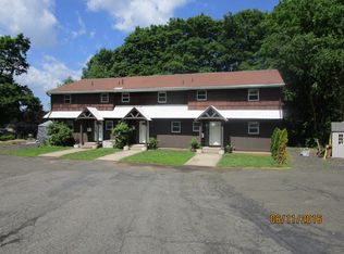 740 Center St APT 1, Wallingford, CT 06492