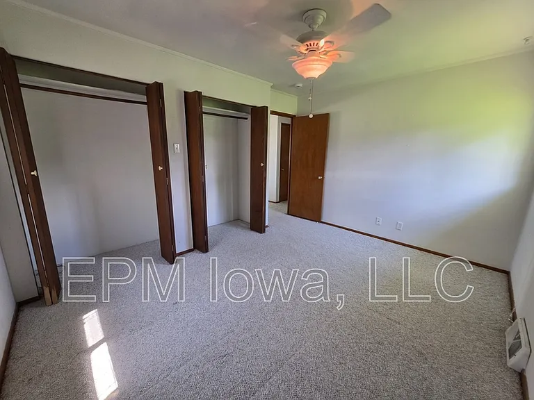 4747 Danbury St NE — Photo 14