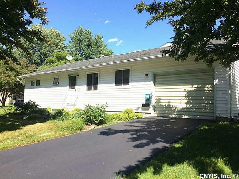 1st image of 404 Cheryl Ln