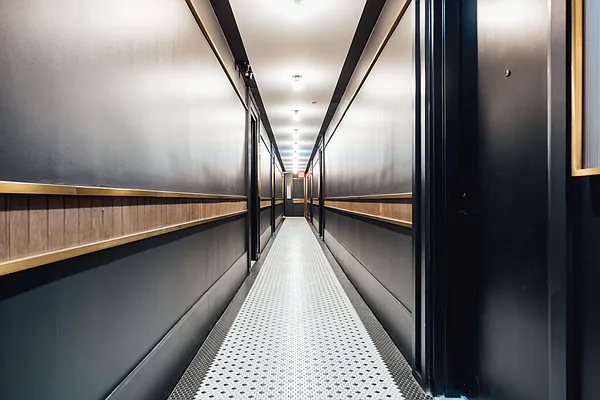 Rented by Nooklyn NYC LLC | media 148