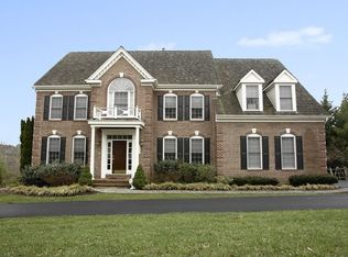 8524 Churchill Downs Rd, Gaithersburg, MD 20882