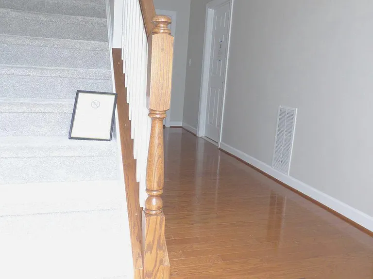 1604 Kinnaird Ter NE — Photo 34