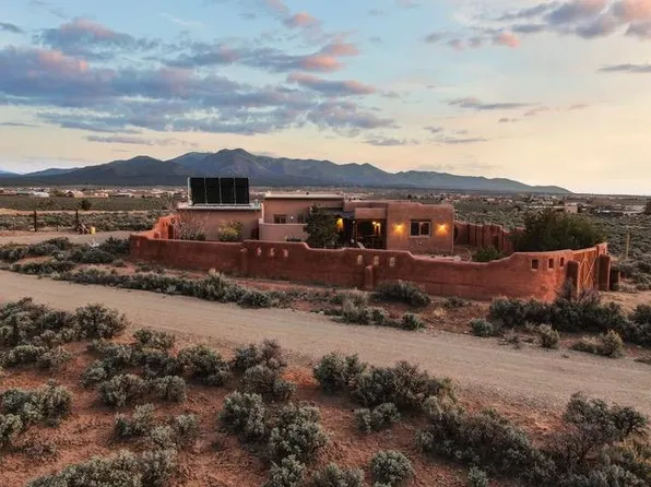 7 Calle del Sol, Ranchos de Taos, NM 87557-0000