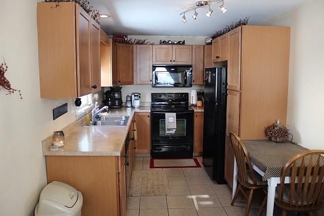 2nd image of 149 Woodrow Ave
