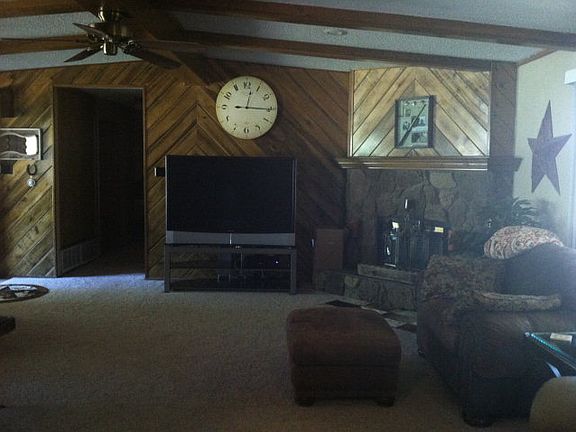 3rd image of 1204 NE 901st St