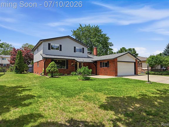 2nd image of 14385 Pere St