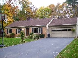 19 Pine Tree Rd, West Hurley, NY 12491