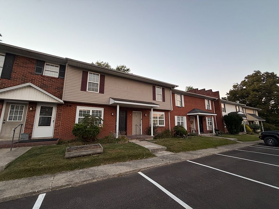 1st image of 44 Joseph St APT 4