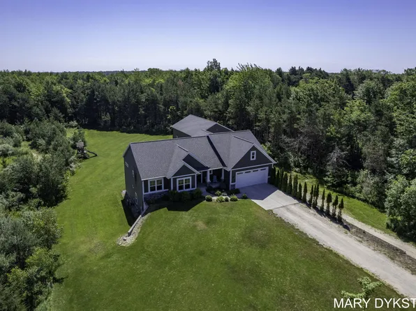 4251 Beeline Rd, Holland, MI 49423