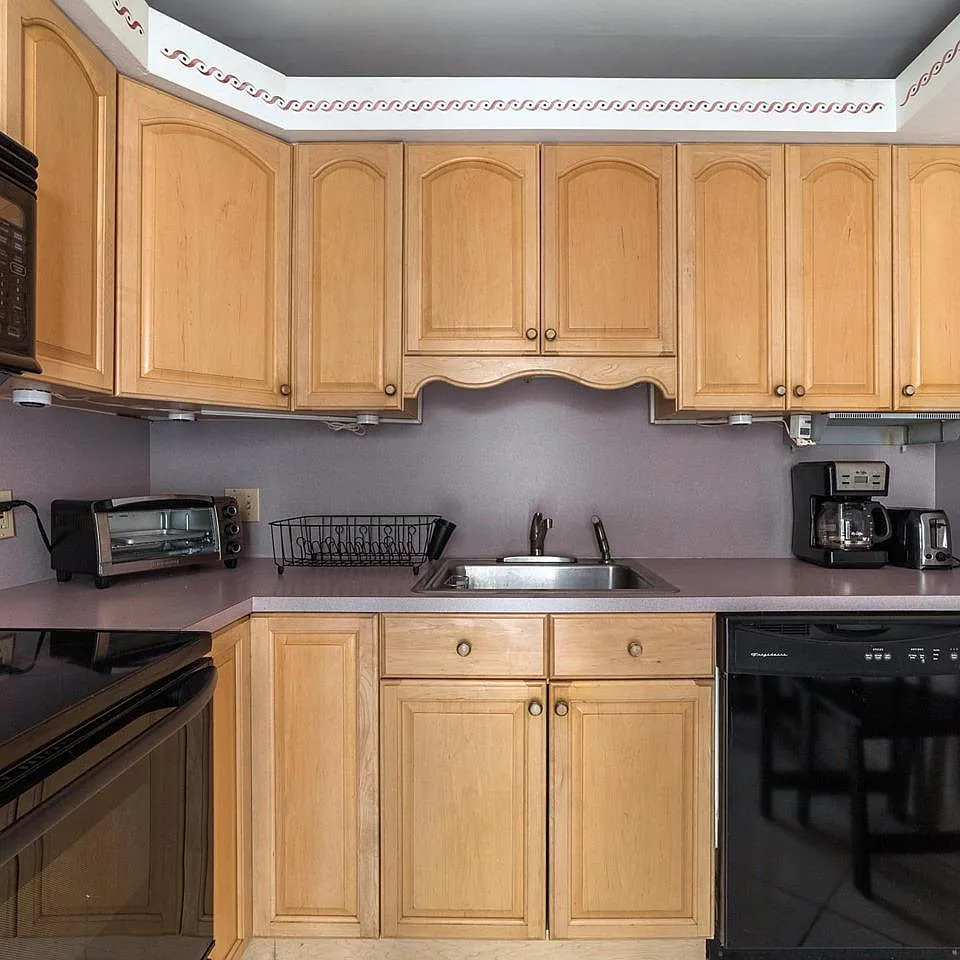 2 bed, 1270 sqft, $3,200 — Photo 2