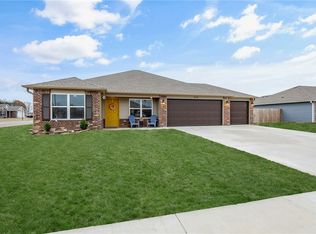 245 Justin St, Elkins, AR 72727