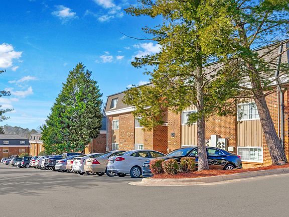 3rd image of 1500 Duke University Rd #3b1a330e7