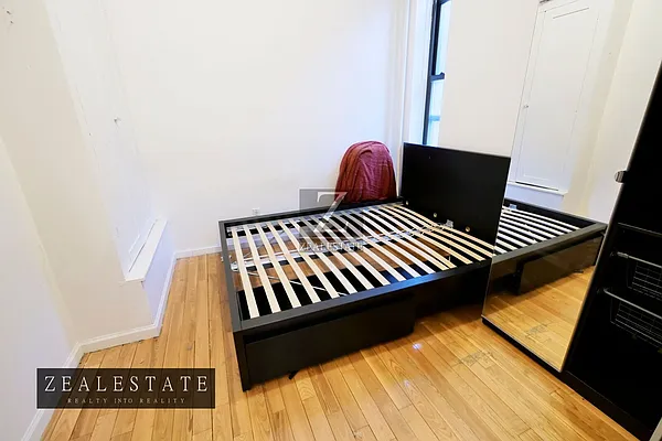 Rented by ZealEstate Group Inc | media 13