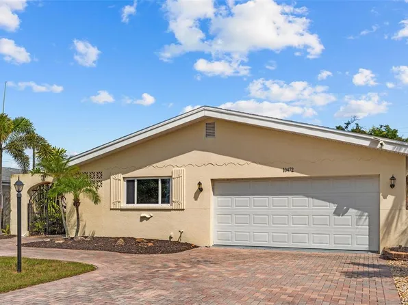 10472 Orange Blossom Ln, Seminole, FL 33772