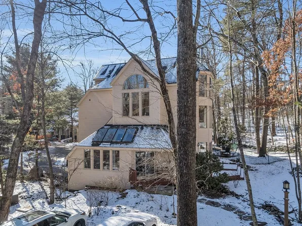 111 Brigham St #5F, Hudson, MA 01749