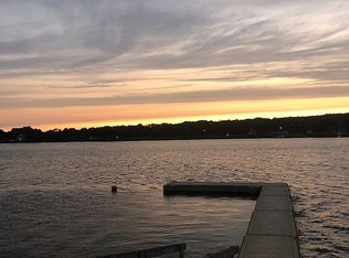 21 Water St, Berkley, MA 02779