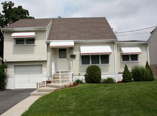 328 Congress St, Saddle Brook, NJ 07663