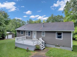 5010 Belle River Rd, Attica, MI 48412