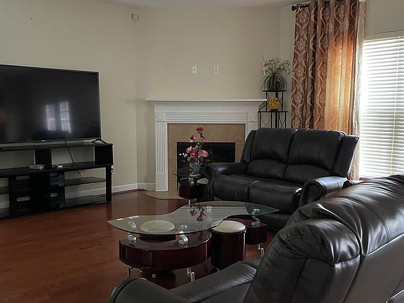 5th image of 3 Capella Cir