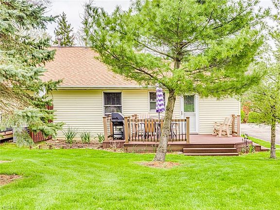 3rd image of 64 Christy Dr