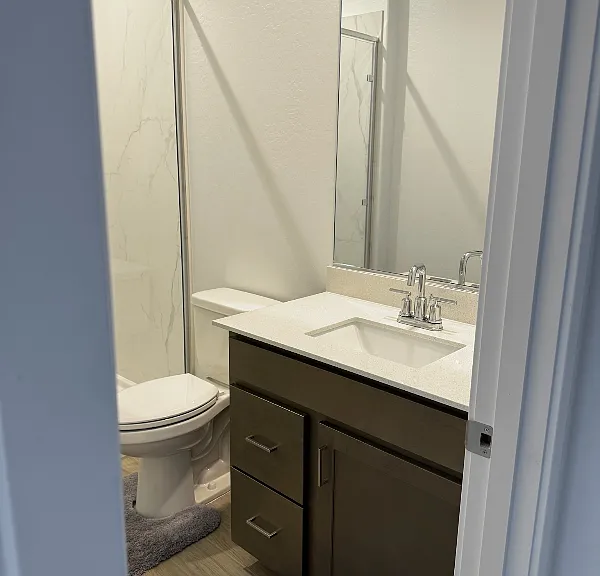 9526 W Avalon Dr — Photo 5