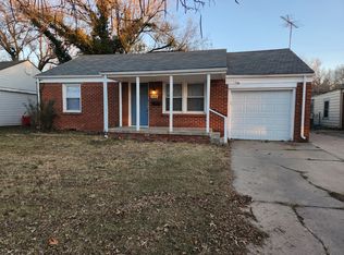 712 S Eastridge St, Wichita, KS 67207