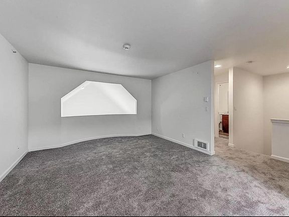 5th image of 14504 30th Ave NE #202