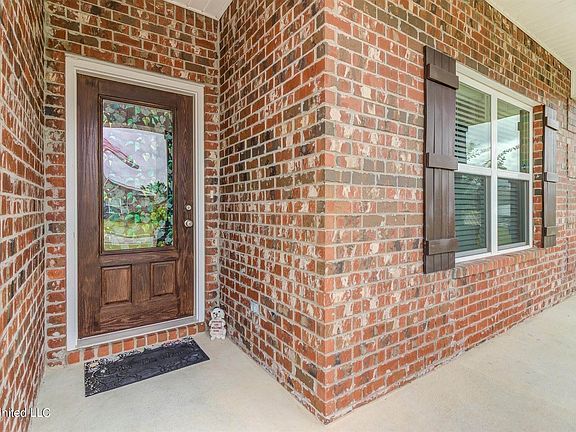 5th image of 10209 Little Gem Dr