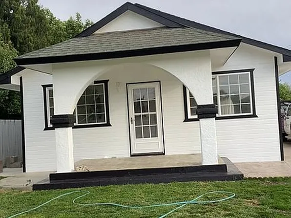 716 E 1st Ave, Toppenish, WA 98948