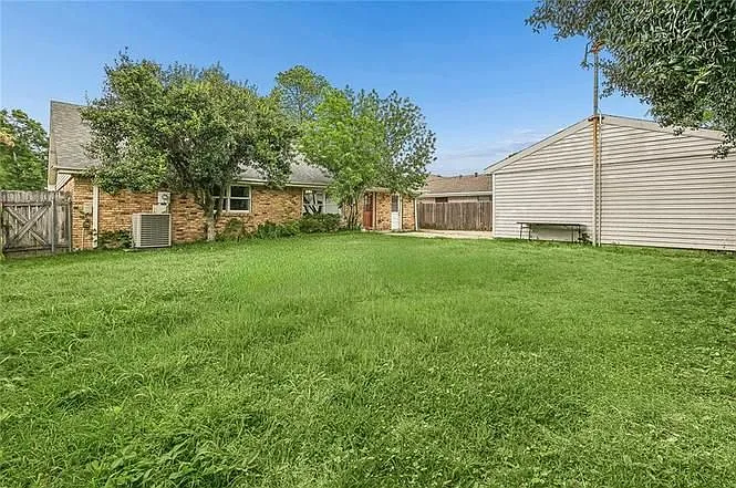 5751 Carlisle Ct — Photo 27