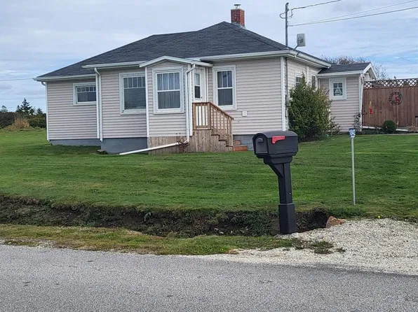 1842 Main Shore Rd, Yarmouth, NS B5A 5L1
