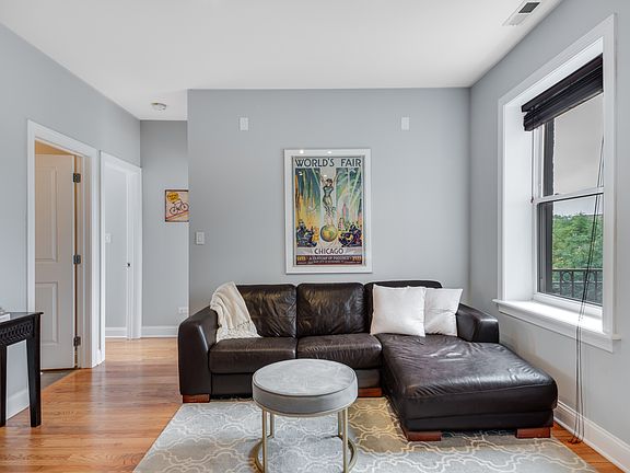 5th image of 4257 N Ashland Ave APT 3