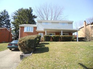 4665 Mapledale Dr, Homestead, PA