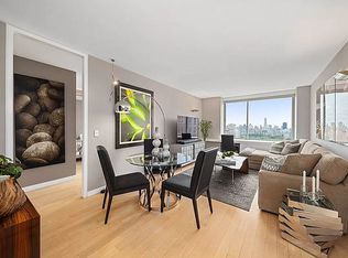 346 W 48th St #5F, New York, NY 10036