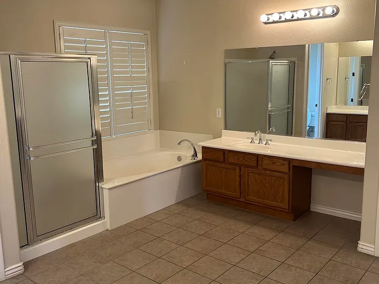 13518 W Verde Ln — Photo 14