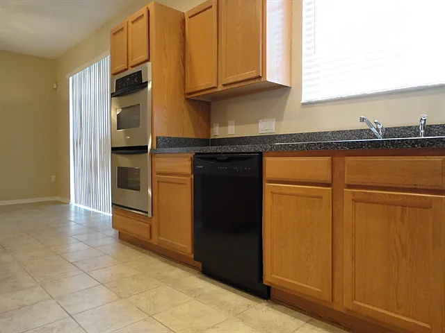 11112 Silver Fern Way — Photo 4