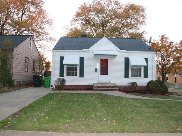 530 Darlington Rd, Bedford, OH 44146
