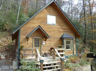 1800 Middle Fork Rd, Hendersonville, NC 28792