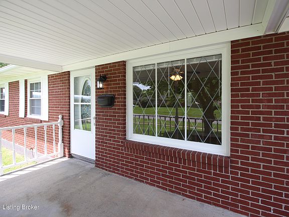 3rd image of 10706 Milwaukee Way