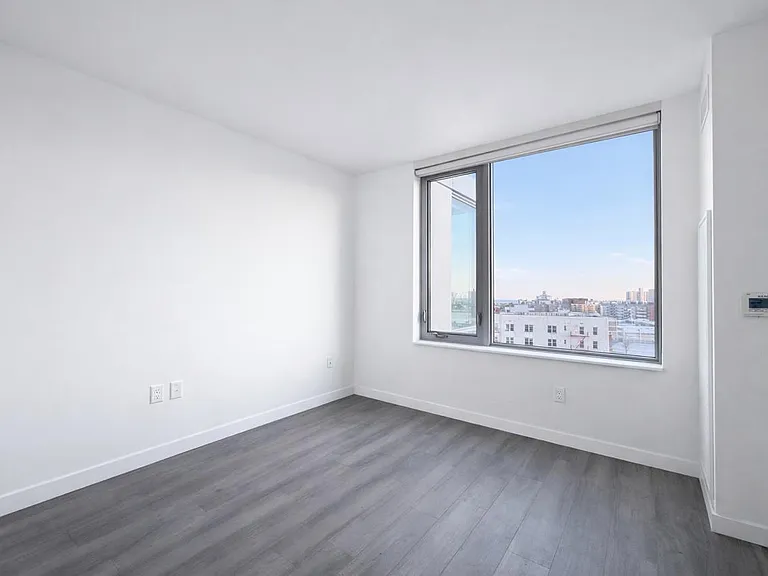 1524 Sheepshead Bay Rd #17B — Photo 6