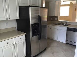 1490 N Trafalgar Cir, Hollywood, FL 33020