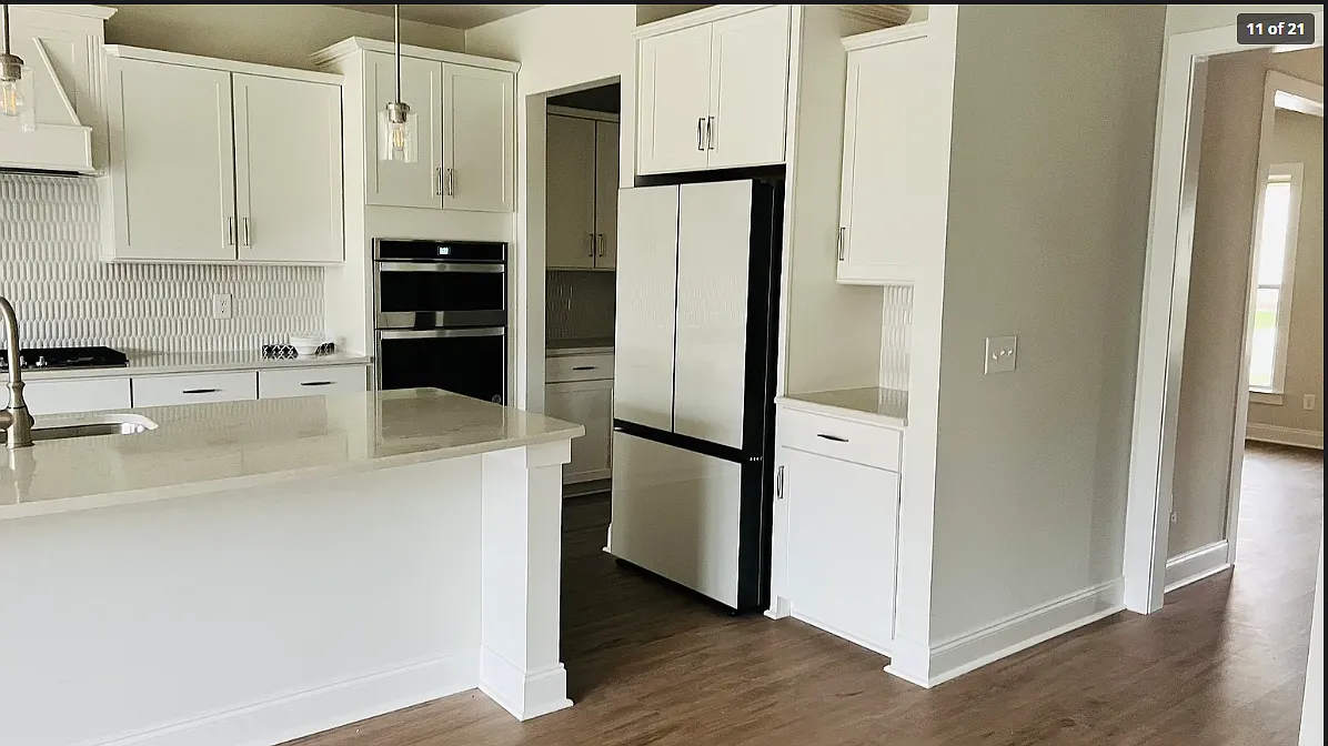 4 bed, 3.5 bath, 3594 sqft, $3,600 — Photo 4