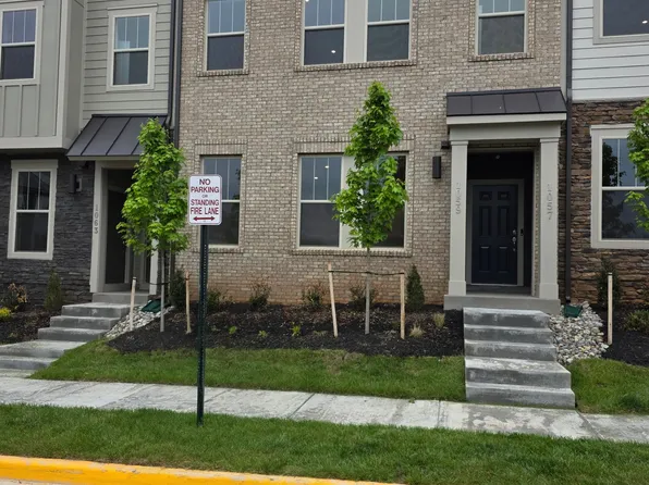 1059 Inferno Ter SE #1059, Leesburg, VA 20175