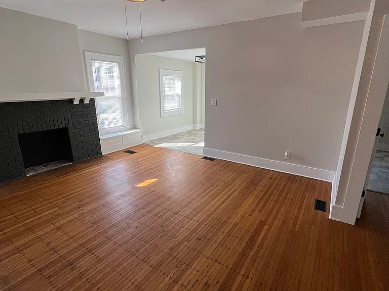 421 N Lafayette Ave — Photo 6