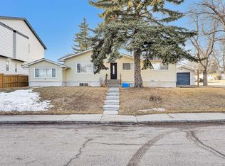 109 E Hudson Rd NW, Calgary, AB T2K 2B4
