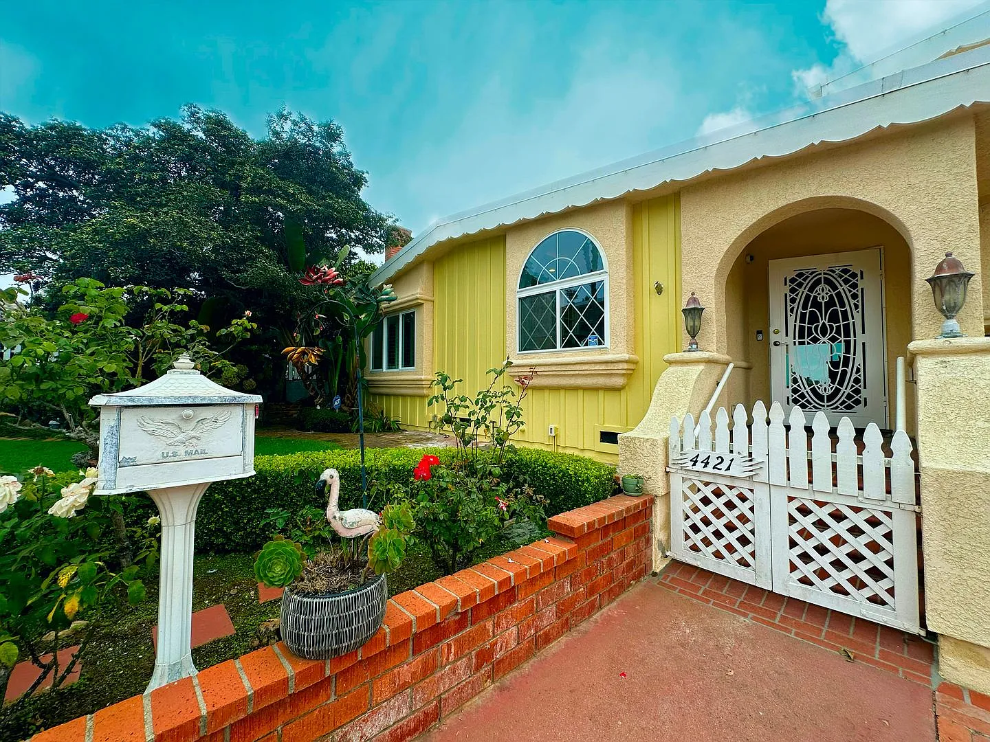 Gorgeous Ocean View Home — Photo 2
